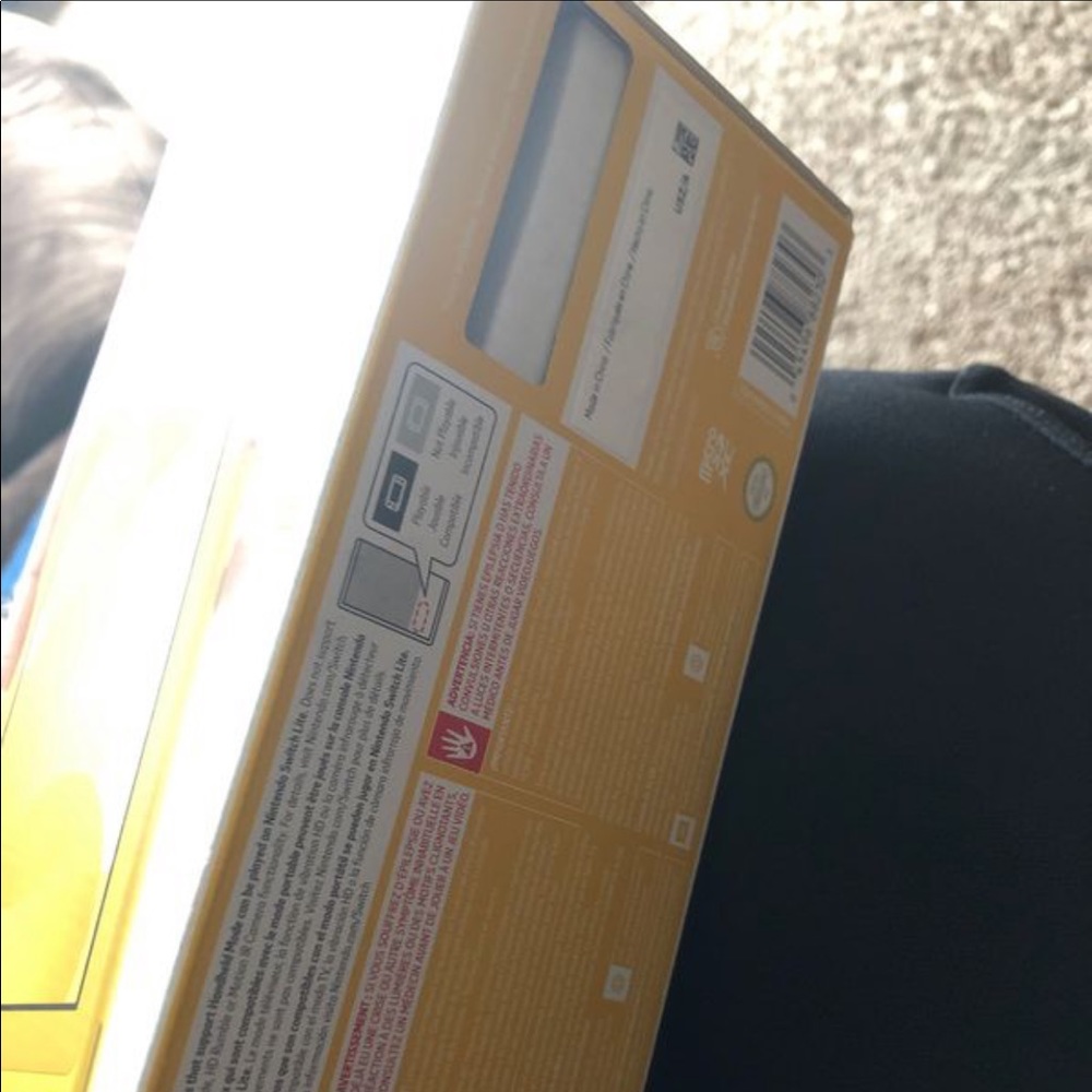 Nintendo switch lite- yellow color
